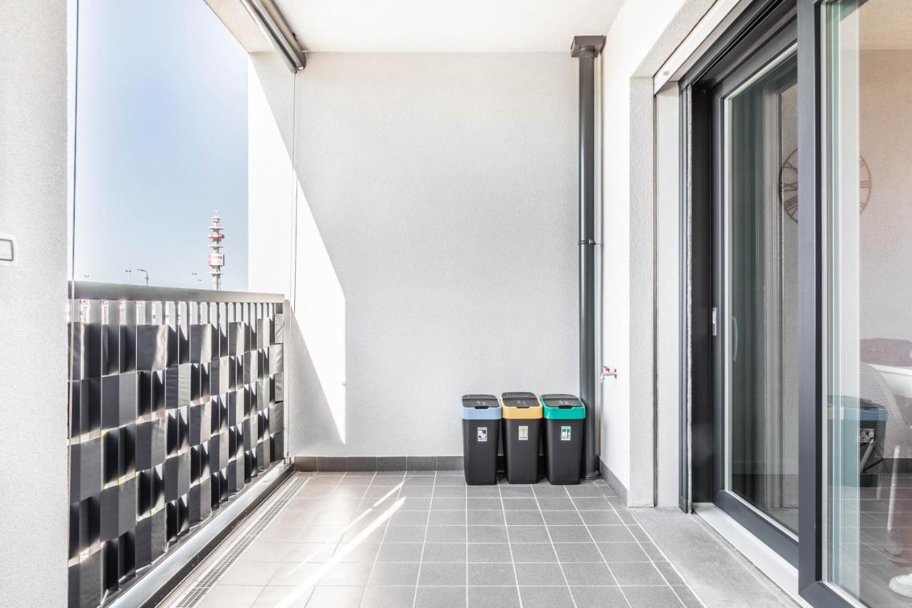 Appartamento Harmony House - Rho Fiera 6Min - Free Parking - Terrace Milano Esterno foto